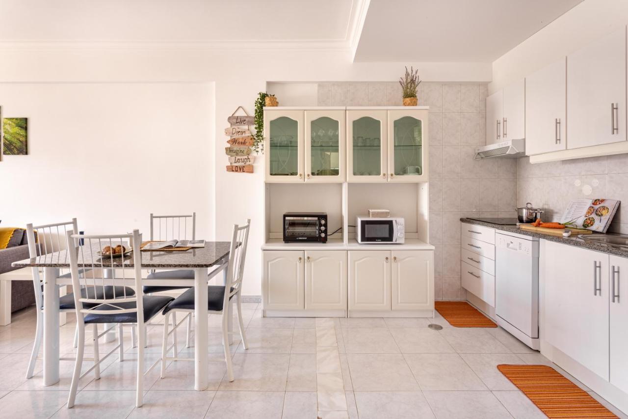 Joivy Deluxe Apt With Terrace In Costa Da Caprica Кошта-да-Капарика Экстерьер фото