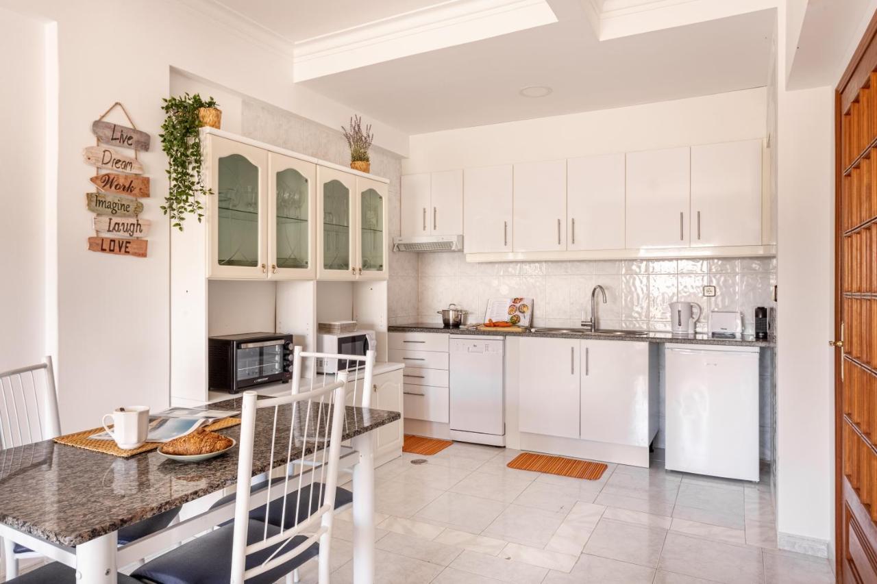 Joivy Deluxe Apt With Terrace In Costa Da Caprica Кошта-да-Капарика Экстерьер фото